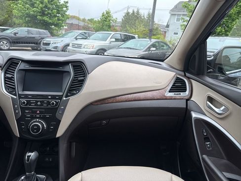 Used 2018 Hyundai Santa Fe Sport AWD/4WD image 19