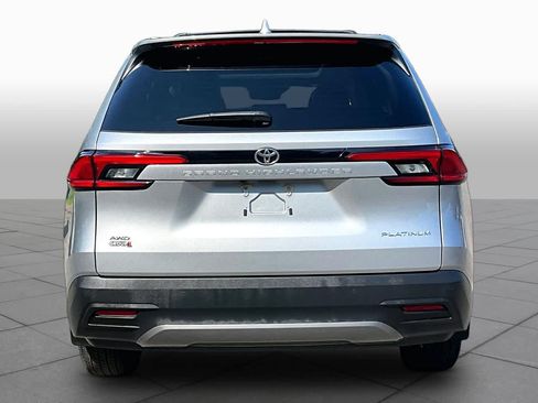 Certified 2024 Toyota Grand Highlander AWD image 5
