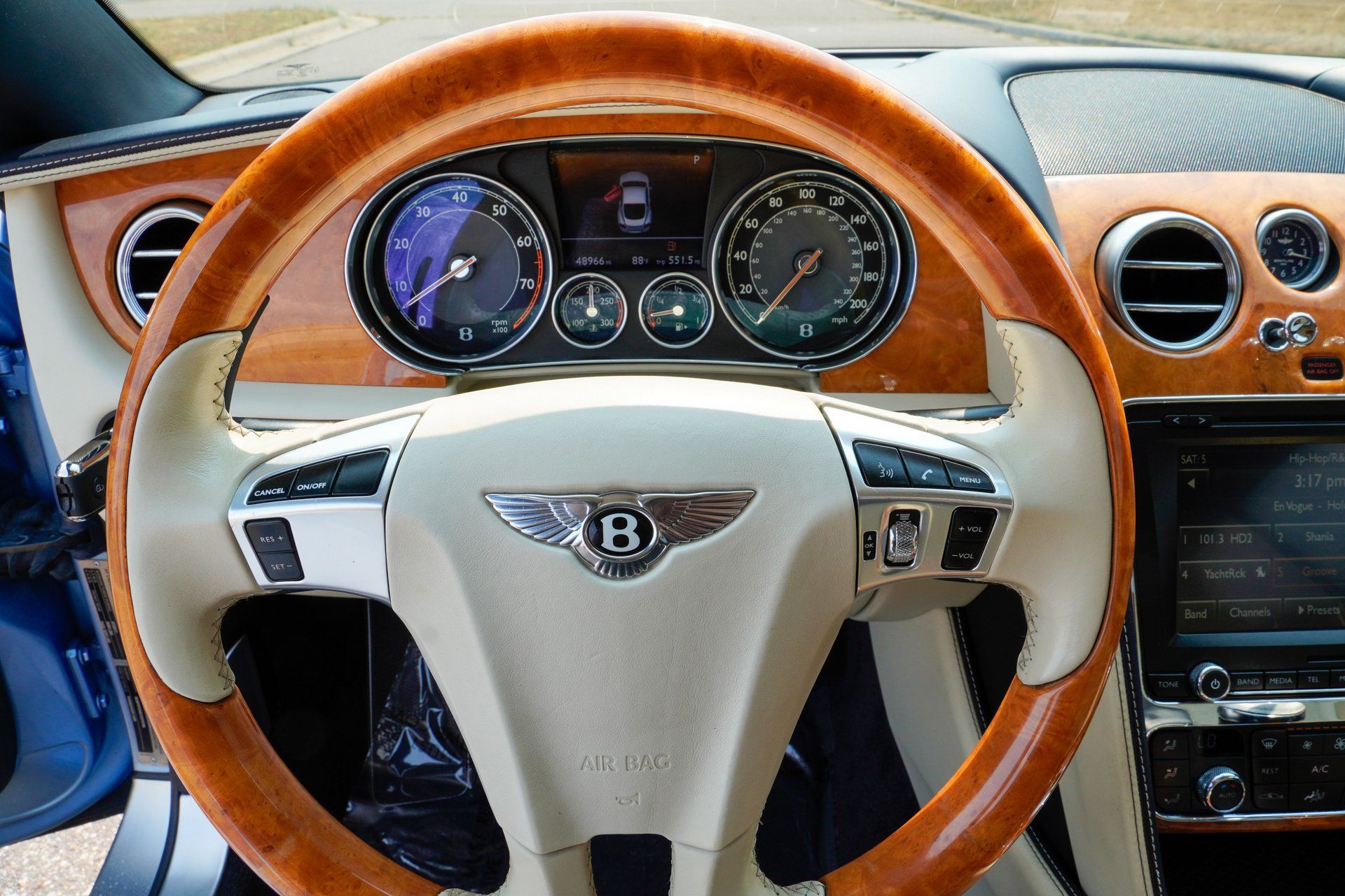 Used 2012 Bentley Continental GT AWD/4WD image 14