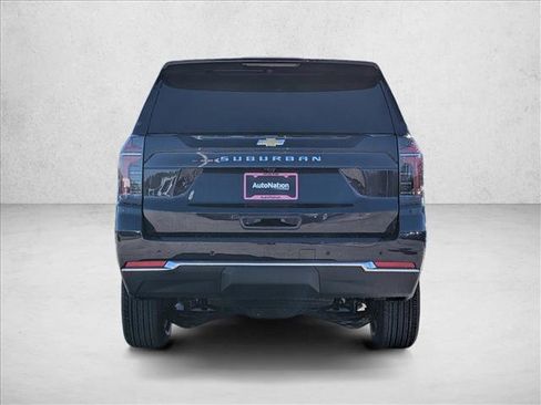 New 2026 Chevrolet Suburban LS image 6