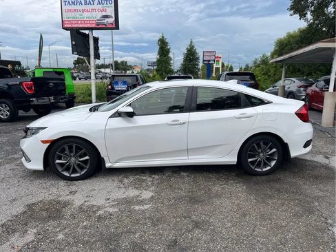 Used 2019 Honda Civic EX image 8