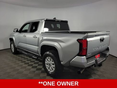 Used 2024 Toyota Tacoma SR5 AWD/4WD image 6