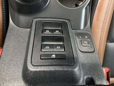 Used 2024 Ford Bronco Outer Banks image 27