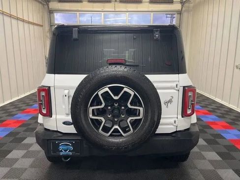 Used 2025 Ford Bronco Outer Banks AWD/4WD image 4