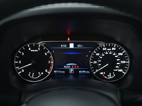 Used 2023 Nissan Altima 2.5 SV w/ SV Premium Package image 24