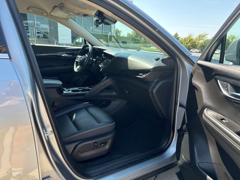 Used 2023 Buick Envision Essence image 19