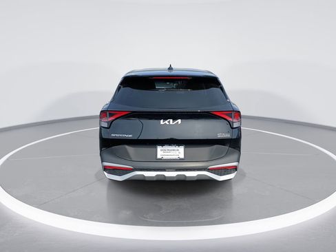 Used 2025 Kia Sportage EX image 7