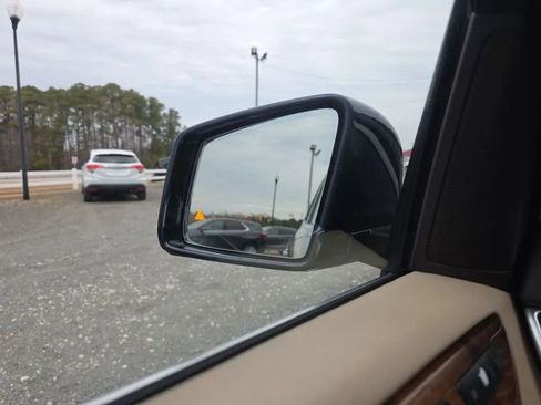 Used 2017 Mercedes-Benz GLS 450 4MATIC image 27