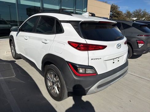 Used 2023 Hyundai Kona SEL w/ Convenience Package image 4
