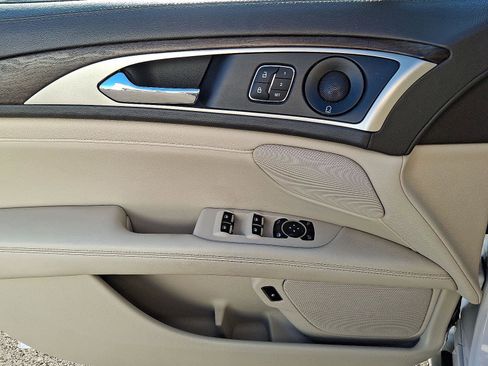 Used 2019 Lincoln MKZ Reserve image 36