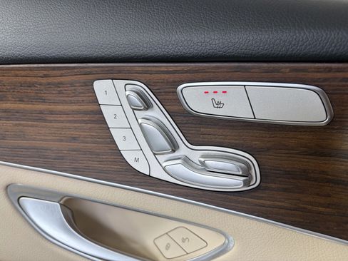 Certified 2022 Mercedes-Benz GLC 300 4MATIC image 26