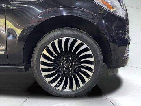 Used 2020 Lincoln Navigator L Black Label w/ Cargo Convenience Package image 74