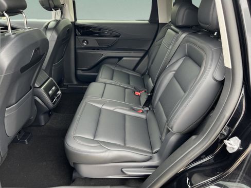 New 2026 Lincoln Nautilus Premier AWD/4WD image 25