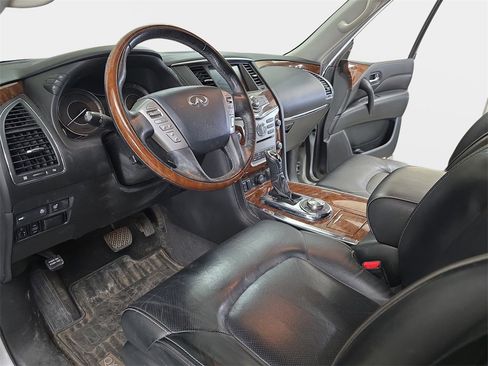 Used 2018 INFINITI QX80 4WD w/ Driver Assistance Package image 19