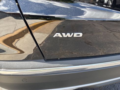 Used 2024 Cadillac XT5 Premium Luxury w/ Platinum Package image 6