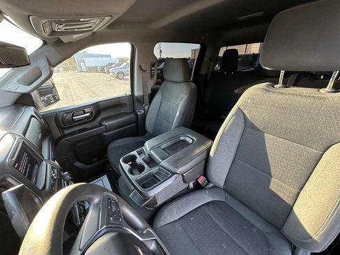 Used 2022 Chevrolet Silverado 2500 W/T w/ WT Convenience Package image 11