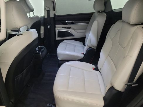 Used 2020 Kia Telluride EX w/ EX Premium Package AWD/4WD image 18