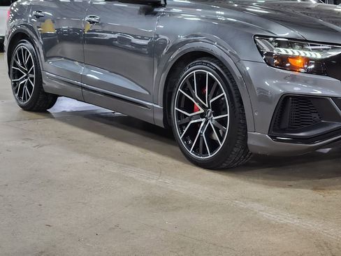 Used 2022 Audi Q8 Prestige image 16