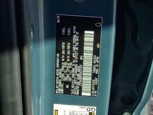 Used 2025 Toyota 4Runner TRD Off-Road Premium w/ Tow Technology Package image 31