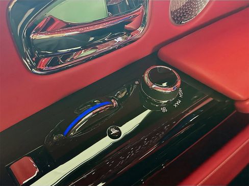 Certified 2024 Rolls-Royce Phantom Extended Wheelbase image 27