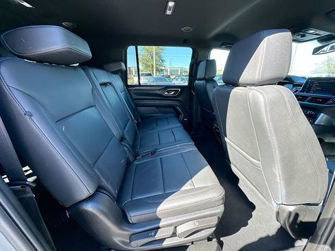 Certified 2024 Chevrolet Suburban LT image 27
