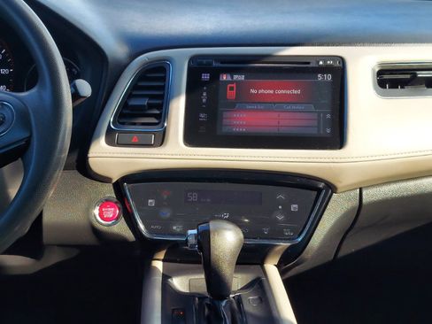 Used 2016 Honda HR-V EX image 11
