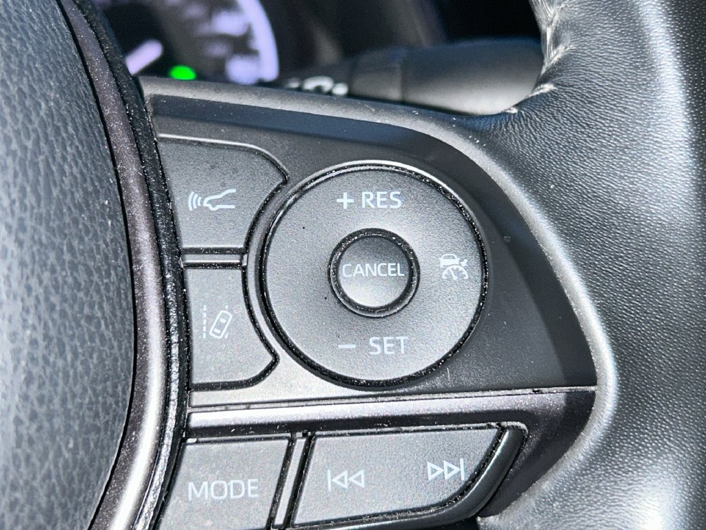 Certified 2023 Toyota Camry SE FWD image 18