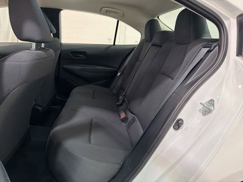 Used 2023 Toyota Corolla LE image 11