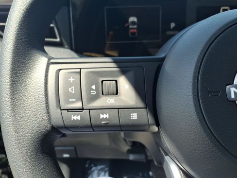 Certified 2025 Nissan Kicks SV FWD image 20