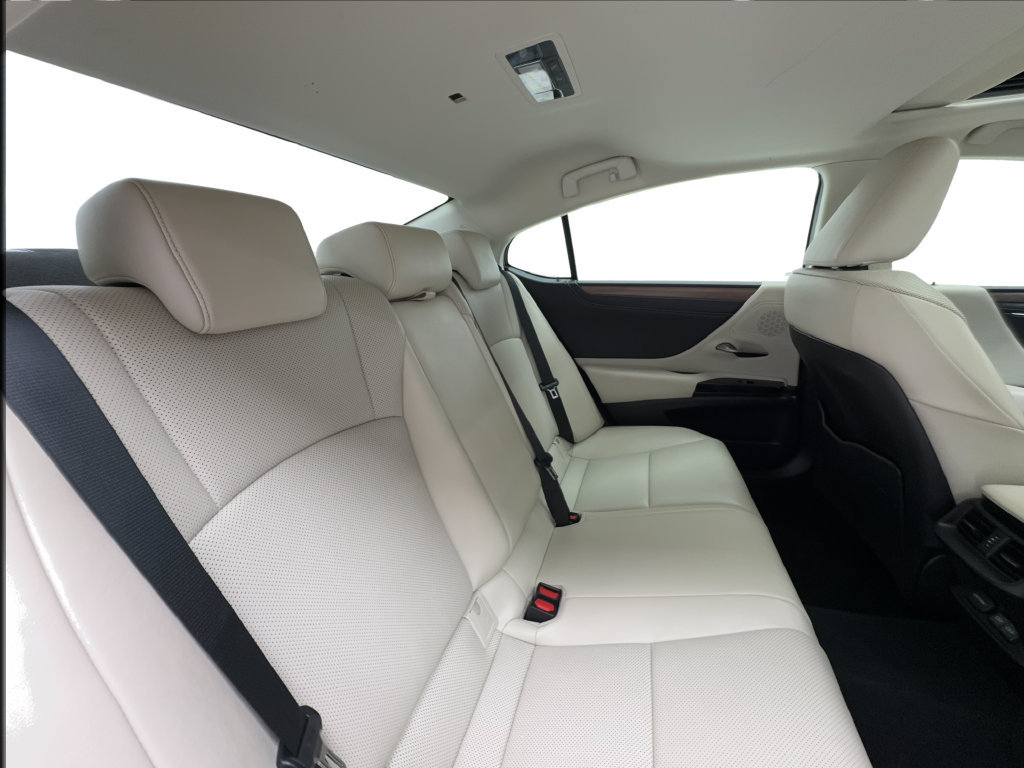 Used 2024 Lexus ES 250 w/ Premium Package AWD/4WD image 29