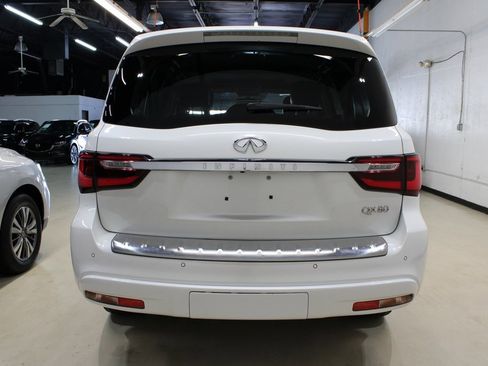 Used 2018 INFINITI QX80 2WD w/ Driver Assistance Package image 8