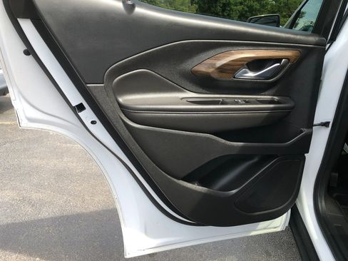 Used 2020 GMC Terrain Denali w/ Denali Premium Package image 17