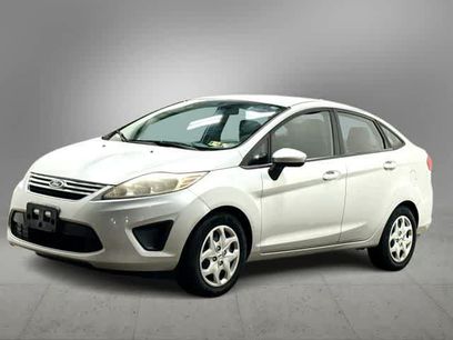 Used 2011 Ford Fiesta SE w/ Super Fuel Economy Pkg