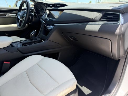 Used 2023 Cadillac XT5 Sportv AWD/4WD image 13