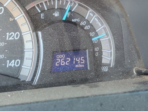 Used 2013 Toyota Camry SE image 10