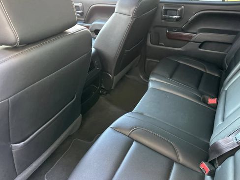 Used 2017 GMC Sierra 1500 SLT AWD/4WD image 4