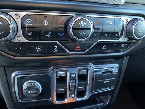 Certified 2021 Jeep Wrangler Unlimited Sport image 14