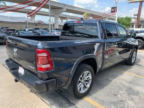 Used 2019 RAM 1500 Laramie AWD/4WD image 4
