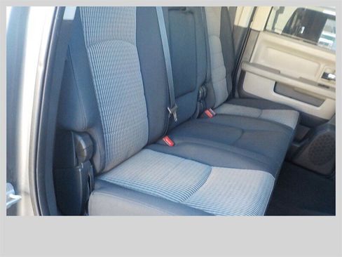 Used 2011 RAM 2500 SLT image 41