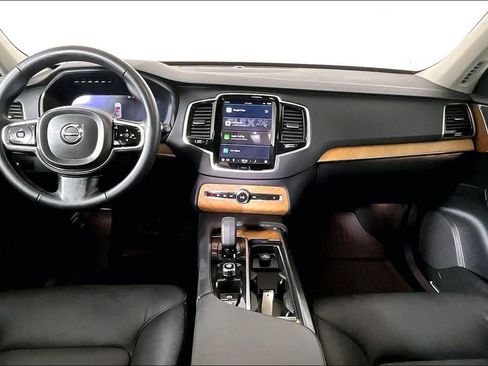Used 2024 Volvo XC90 B6 Plus image 15
