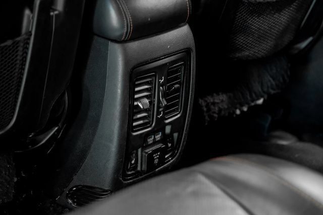 Used 2022 Dodge Durango R/T w/ Blacktop Package AWD/4WD image 50