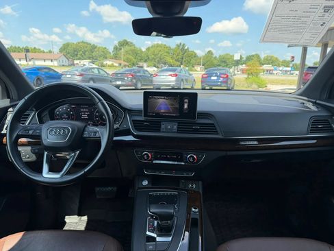 Used 2020 Audi Q5 2.0T Premium Plus w/ Premium Plus Package AWD/4WD image 16