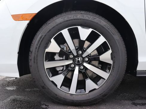 Used 2026 Honda Odyssey EX-L image 10