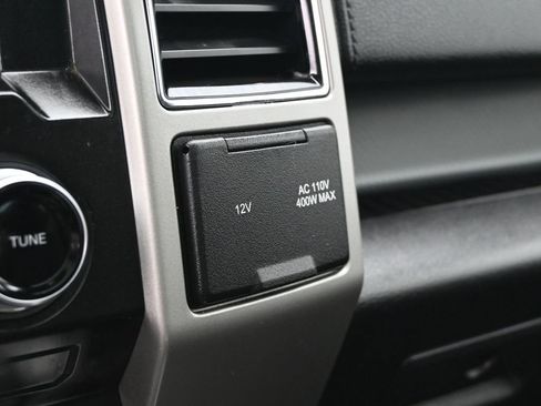 Used 2018 Ford F150 Lariat w/ Equipment Group 502A Luxury image 24