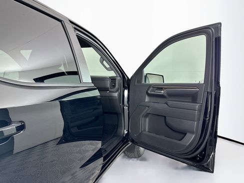 Used 2023 Chevrolet Silverado 1500 LT image 31