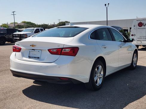 Used 2024 Chevrolet Malibu LT FWD image 4