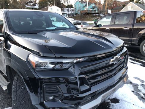 Certified 2024 Chevrolet Colorado Z71 w/ Z71 Convenience Package 2 image 4