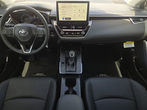 New 2026 Toyota Corolla Cross XLE FWD image 21