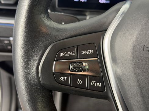 Used 2023 BMW i4 eDrive35 w/ Premium Package RWD image 17