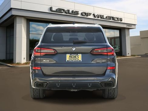 Used 2022 BMW X5 sDrive40i w/ M Sport Package image 3